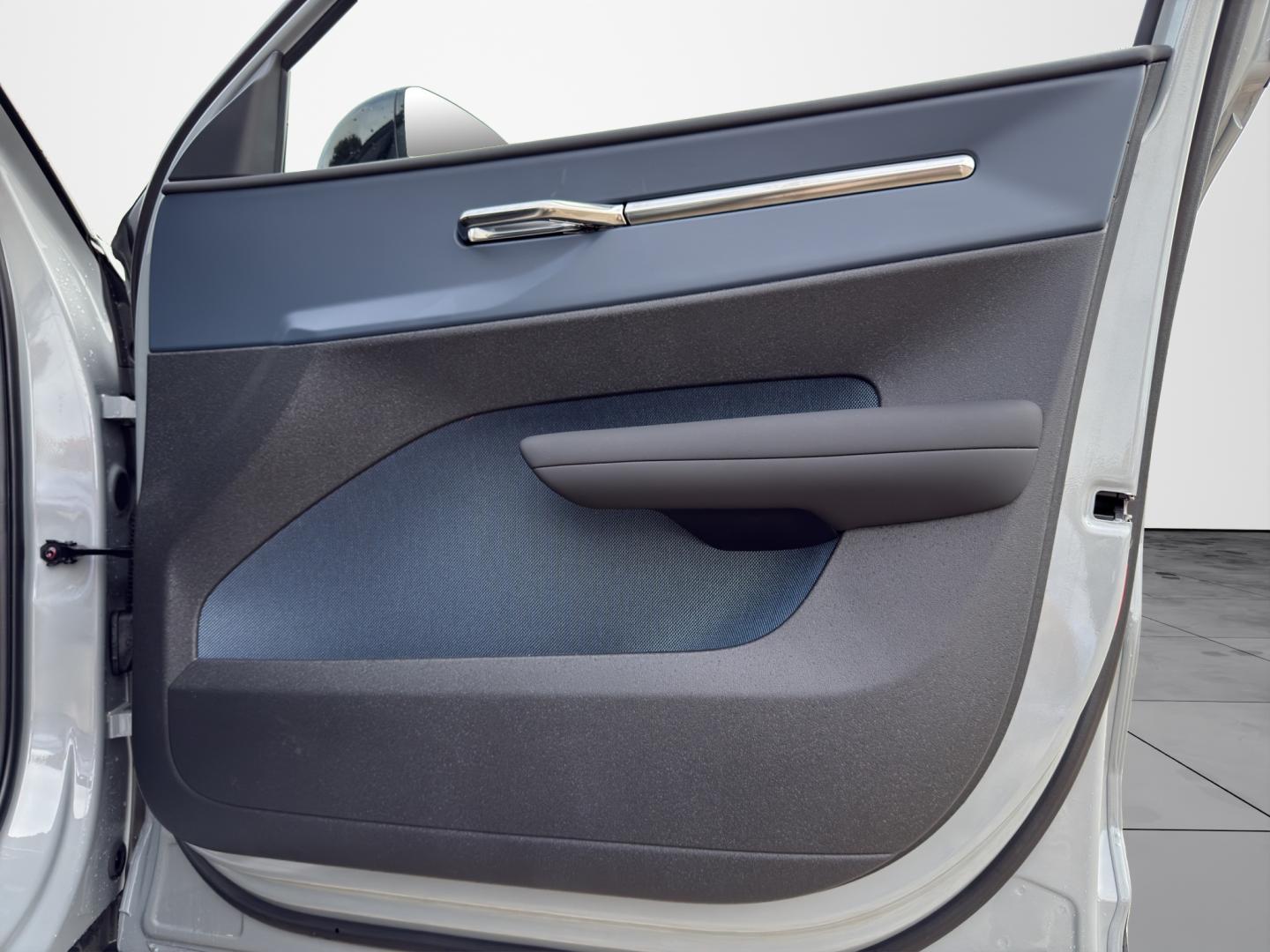 Volvo EX30 Cross Country