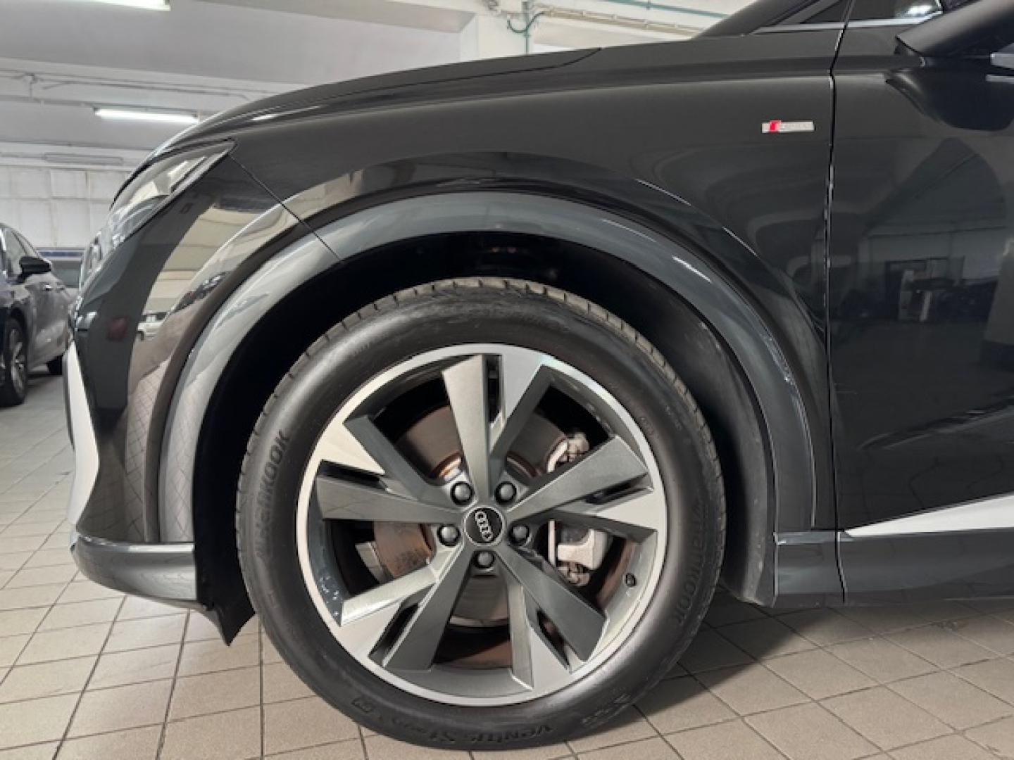 Audi Q4