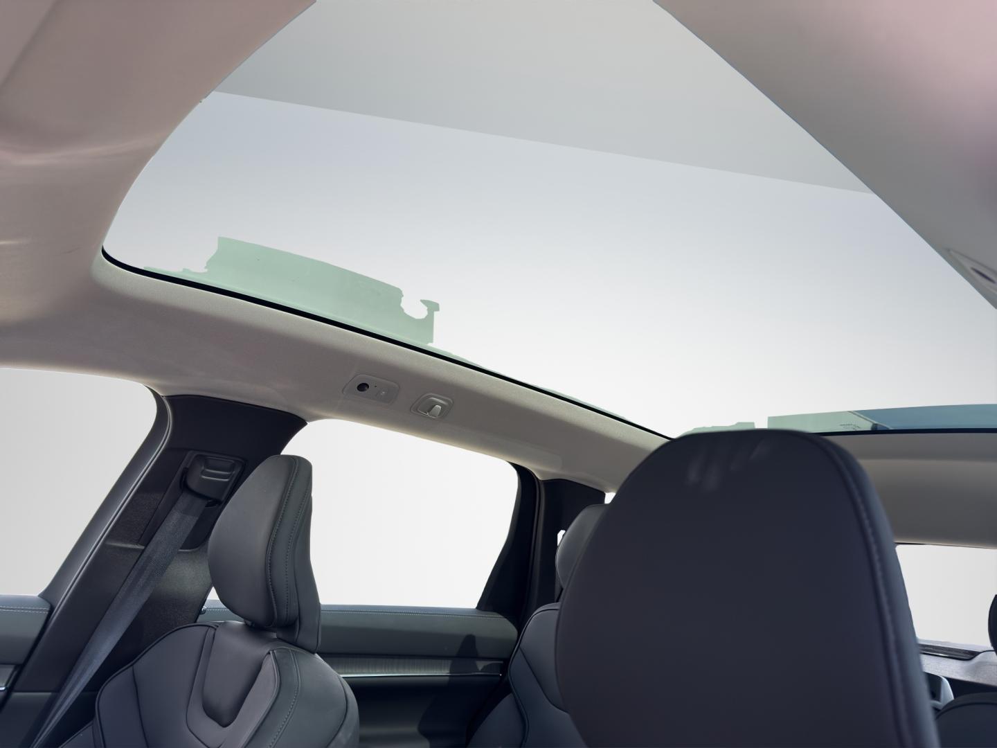 Volvo EX90