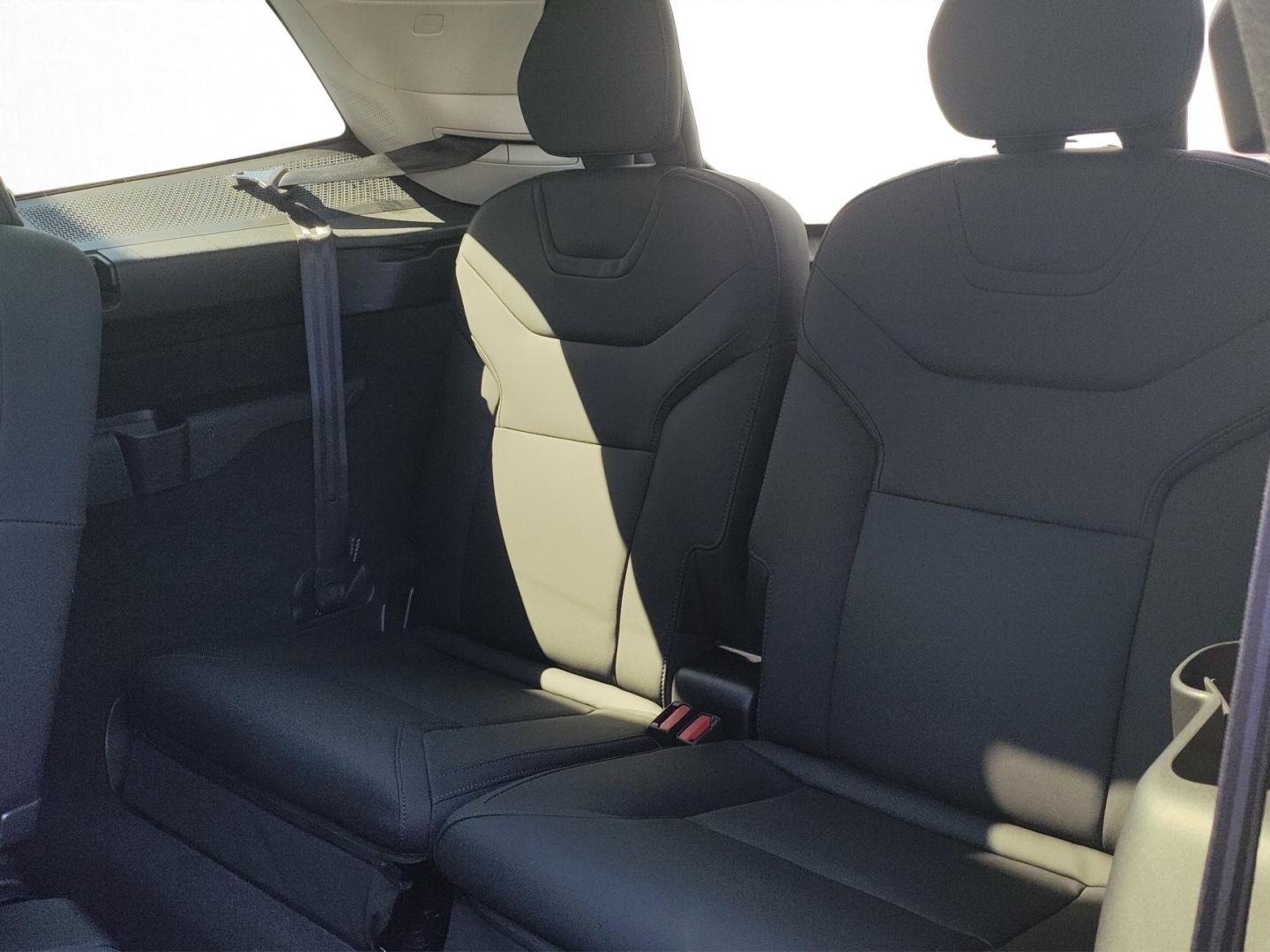 Volvo EX90