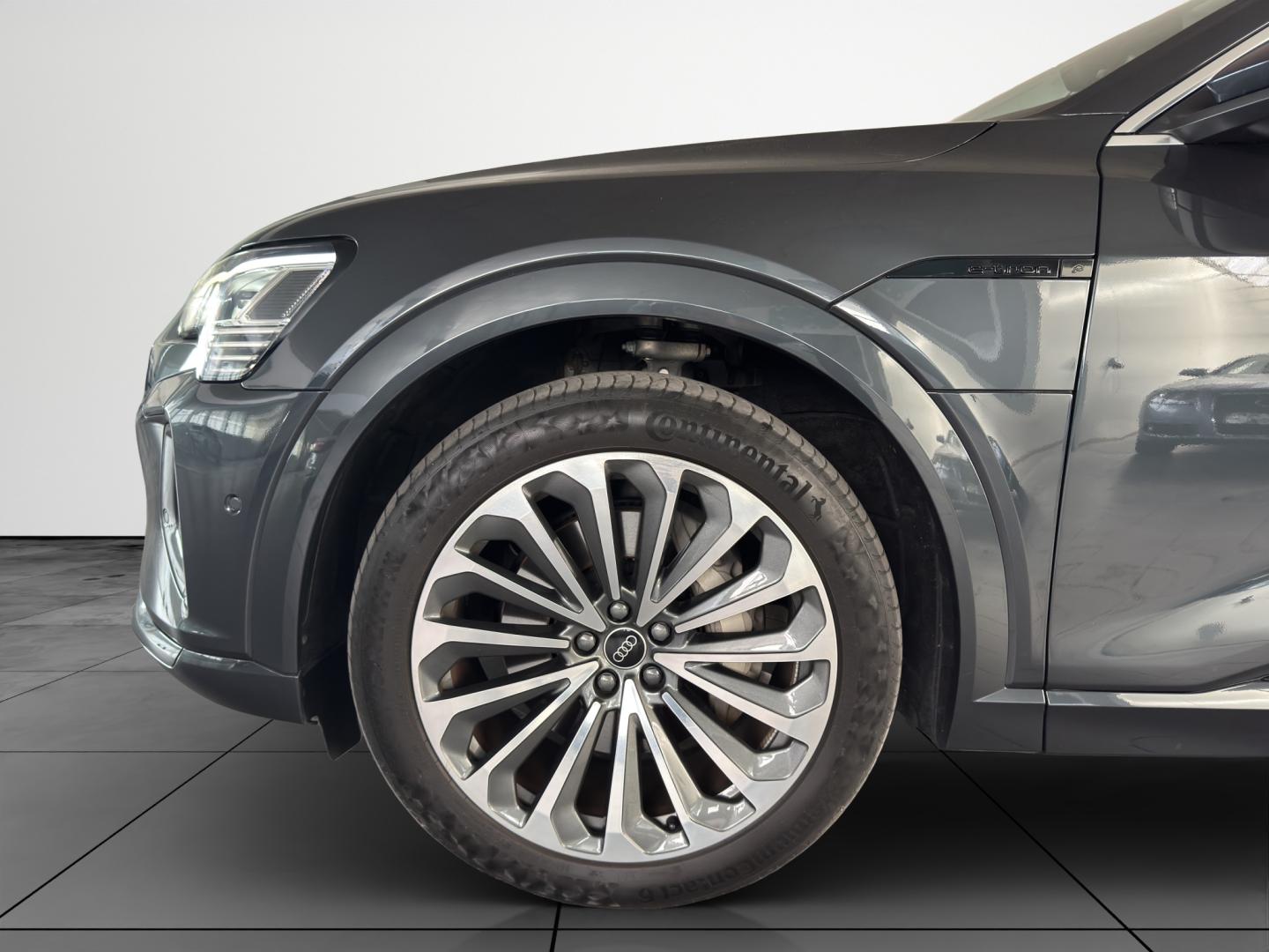 Audi Q8 e-tron